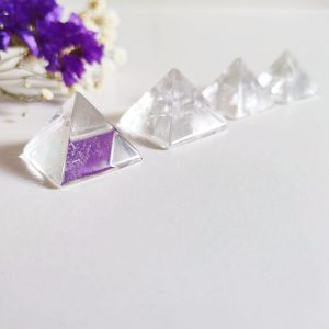 Pirámide Mini de Cuarzo Cristal