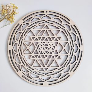 Base madera tallada Sri Yantra