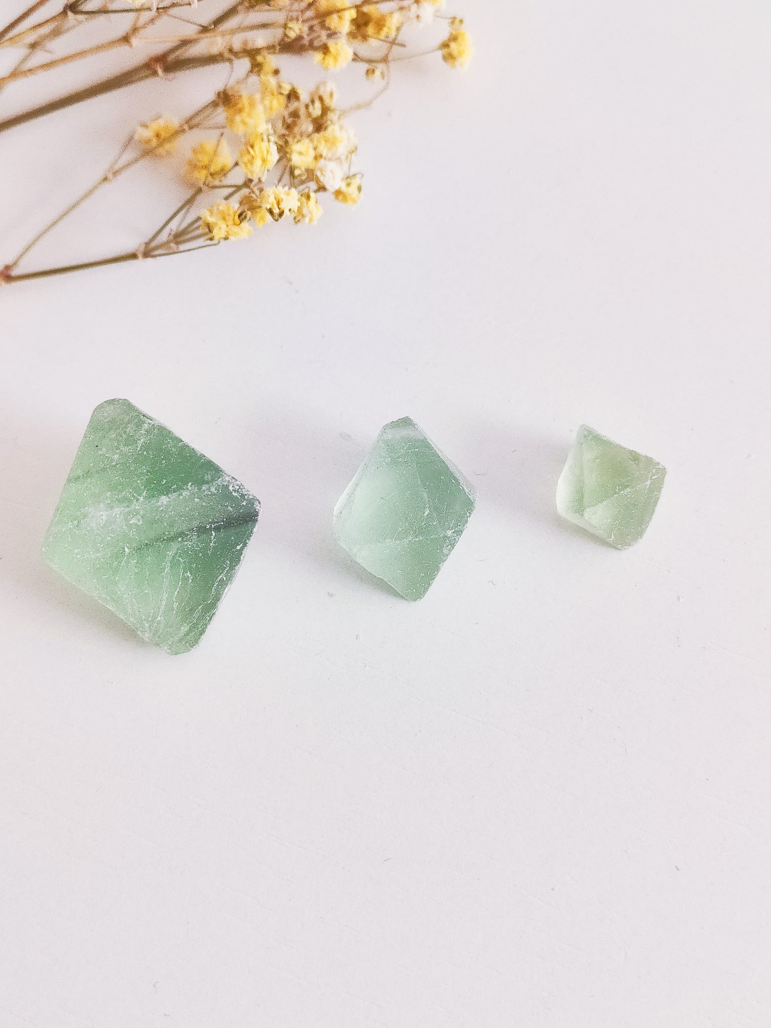 Octaedro de Fluorita Natural - Imagen 3