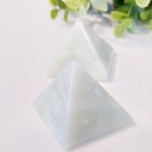 Pirámide Jade Verde