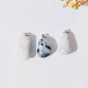 Colgante rodado de piedra luna