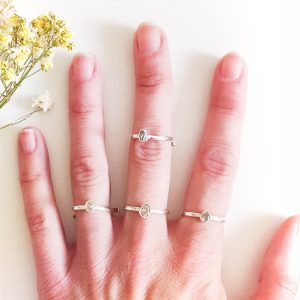 Anillo diamante herkimer ajustable